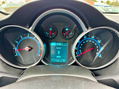 Used 2013 Chevrolet Cruze LT image 23
