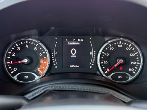 Used 2018 Jeep Renegade Latitude w/ Advanced Technology Group image 29