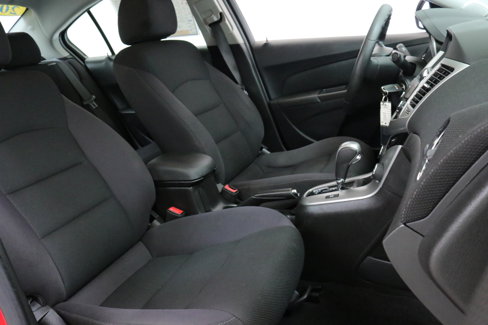 Used 2015 Chevrolet Cruze LT image 27