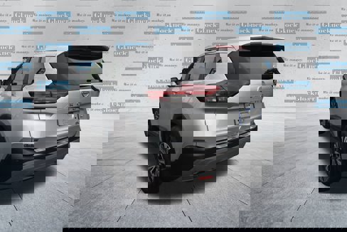 Used 2023 Nissan Rogue SV image 8