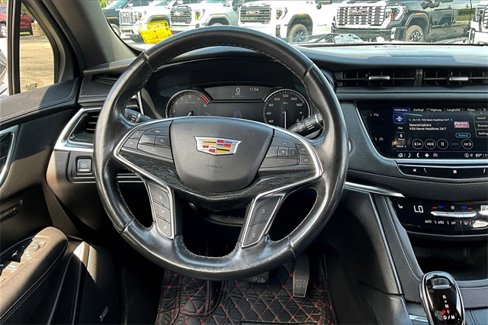 Used 2021 Cadillac XT5 Premium Luxury image 8