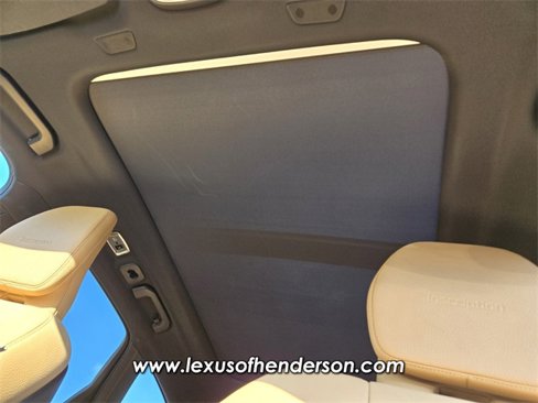 Used 2019 Volvo XC60 T6 Inscription image 12