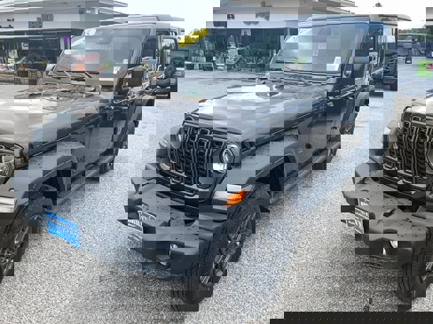 New 2025 Jeep Wrangler Unlimited Sport image 1