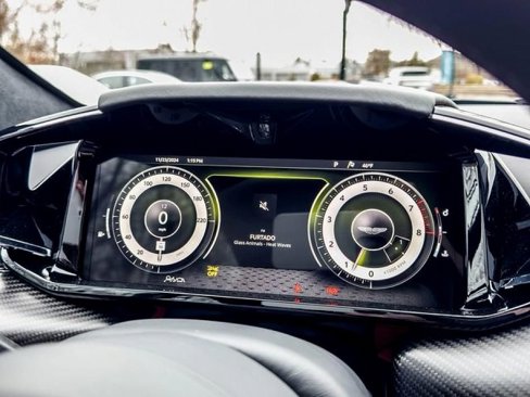 New 2025 Aston Martin V8 Vantage Coupe image 6