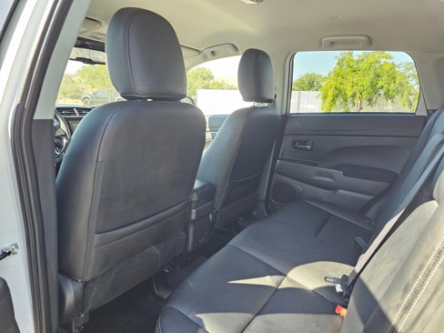 Used 2024 Mitsubishi Outlander Sport LE image 12