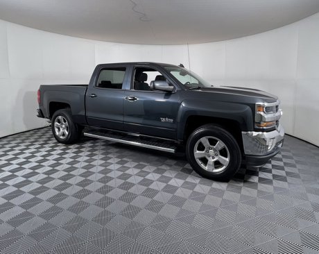 Used 2018 Chevrolet Silverado 1500 LT w/ Texas Edition image 1