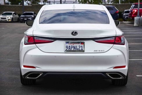 Certified 2022 Lexus ES 350 w/ Premium Package image 5