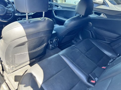 Used 2019 Kia Stinger GT1 image 4