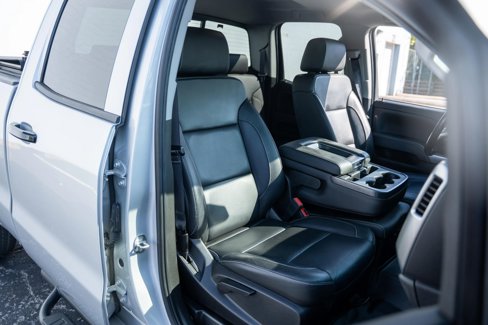 Used 2018 Chevrolet Silverado 1500 LT w/ Redline Edition image 14