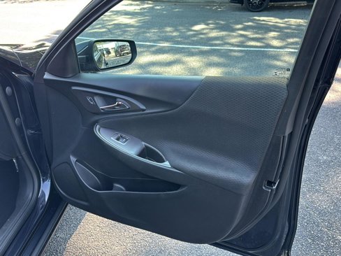 Used 2023 Chevrolet Malibu LT image 12