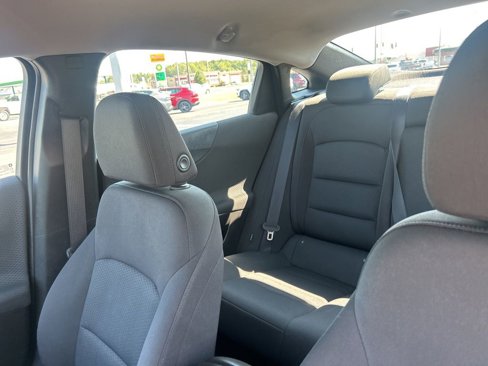 Used 2016 Chevrolet Malibu LT image 24