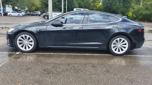 Used 2017 Tesla Model S 75 image 3