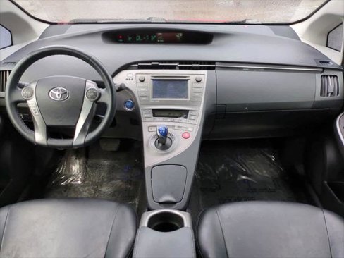 Certified 2015 Toyota Prius Four image 14