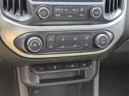 Used 2017 Chevrolet Colorado LT image 24