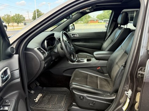 Used 2019 Jeep Grand Cherokee Altitude image 10