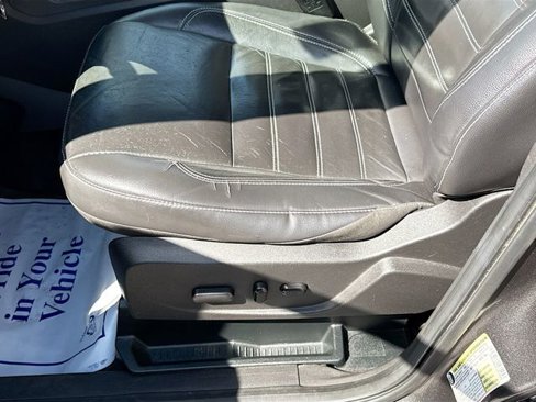 Used 2018 Ford Escape SEL image 19