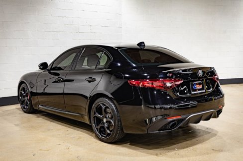 Used 2019 Alfa Romeo Giulia Ti Sport w/ Quick Order Package 22S Sport image 8