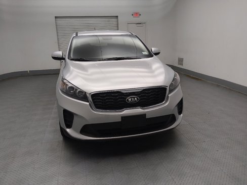 Used 2020 Kia Sorento LX image 14