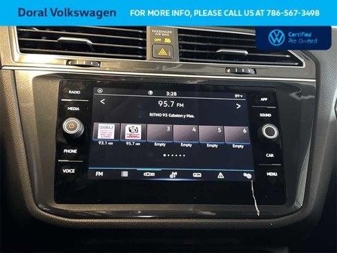 Certified 2023 Volkswagen Tiguan SE image 18