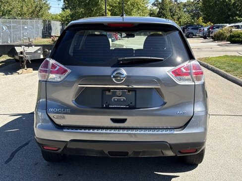 Used 2016 Nissan Rogue S image 6