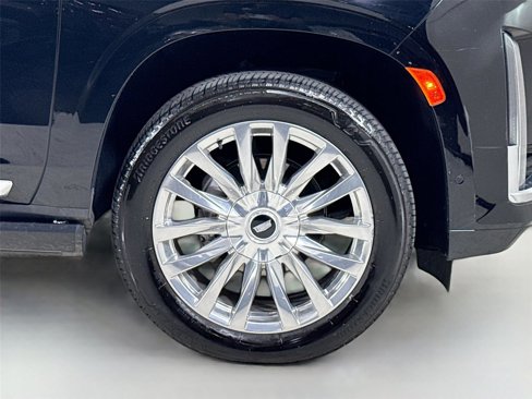 Used 2022 Cadillac Escalade Premium Luxury w/ Performance Package image 40