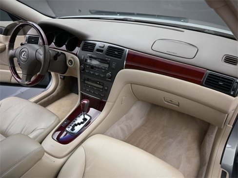 Used 2004 Lexus ES 330 image 41