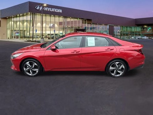 Certified 2023 Hyundai Elantra SEL w/ Convenience Package image 2