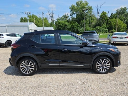 Certified 2023 Nissan Kicks SR image 6
