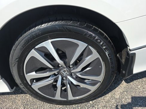 Used 2020 Honda Accord Touring image 9