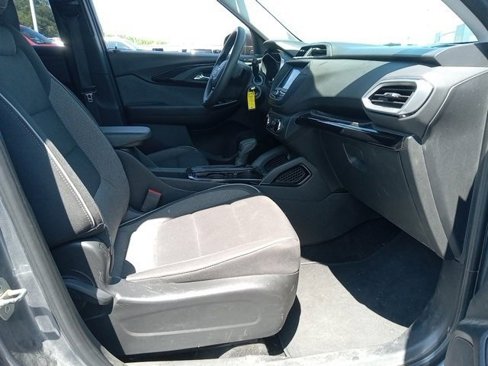 Used 2021 Chevrolet TrailBlazer LS image 12