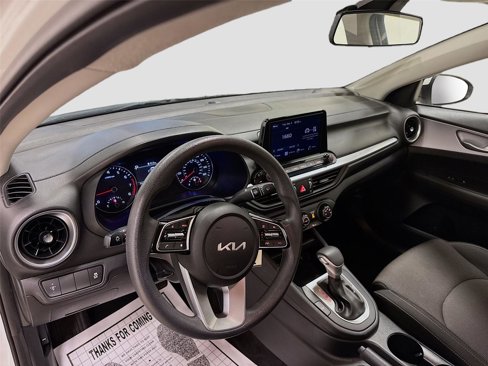 Used 2024 Kia Forte LXS image 9