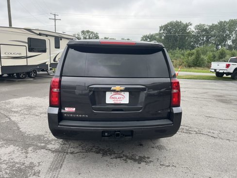 Used 2018 Chevrolet Suburban LT image 6