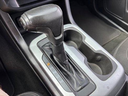 Used 2016 Chevrolet Colorado LT w/ LT Convenience Package image 25