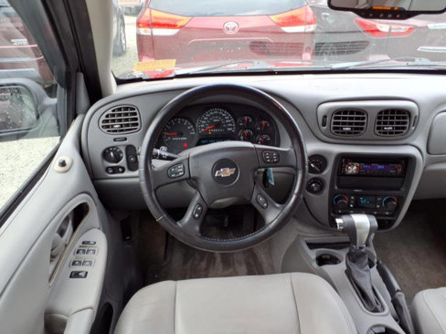 Used 2008 Chevrolet TrailBlazer LT w/ Cargo Convenience Package image 10
