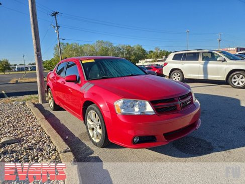Used 2012 Dodge Avenger R/T image 1