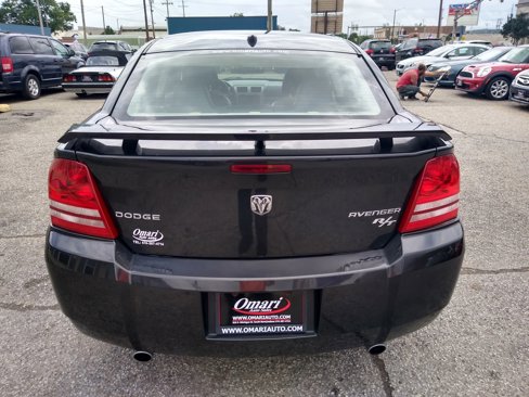 Used 2010 Dodge Avenger R/T w/ Navigation & Sound Group I image 9