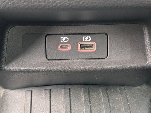 Used 2023 Nissan Altima 2.5 SR w/ SR Premium Package image 14