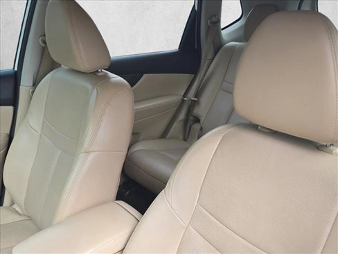 Used 2016 Nissan Rogue SL w/ SL Premium Package image 15