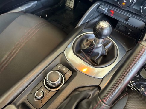 Used 2017 MAZDA MX-5 Miata RF Club w/ Interior Package image 17