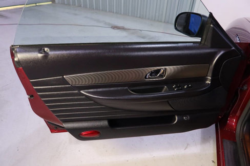 Used 2004 Ford Thunderbird Deluxe image 16