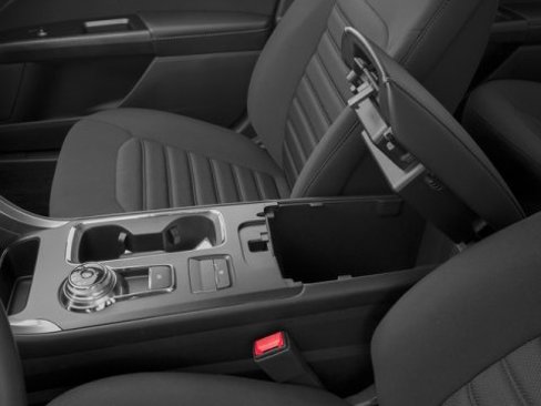 Used 2017 Ford Fusion SE w/ Equipment Group 202A image 15