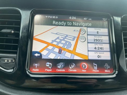 Used 2013 Dodge Dart Limited w/ Technology Group image 9