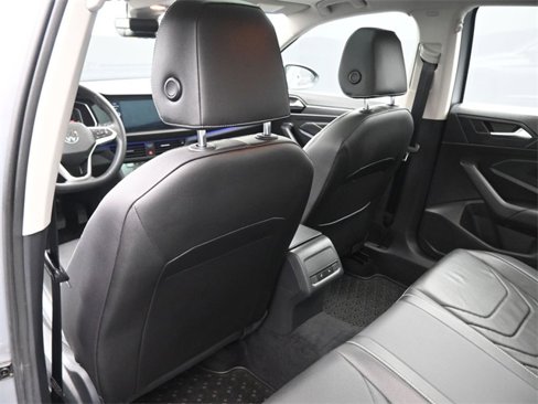 Certified 2022 Volkswagen Jetta SEL image 14