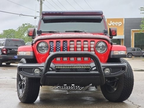Used 2021 Jeep Wrangler Unlimited Sahara image 2