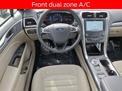 Certified 2019 Ford Fusion SE image 11
