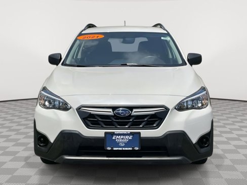 Used 2021 Subaru Crosstrek 2.0i image 2