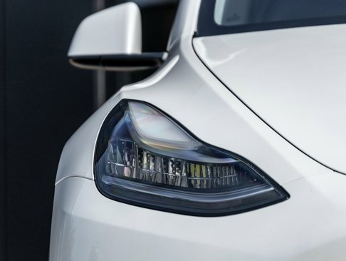 Used 2021 Tesla Model Y Long Range image 14