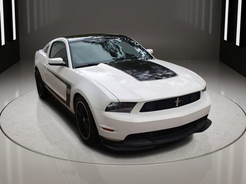 Used 2012 Ford Mustang Boss 302 w/ Boss 302 Accessory Pkg image 5