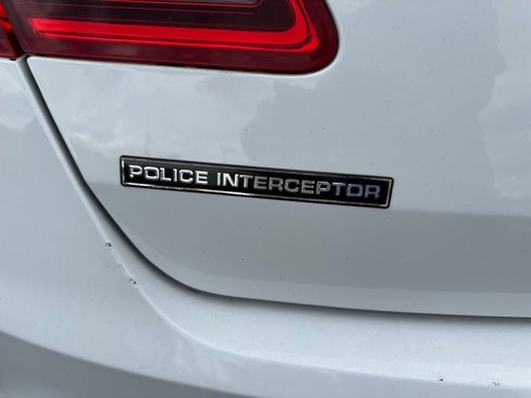 Used 2013 Ford Taurus Police Interceptor AWD w/ Ready For The Road Pkg image 8