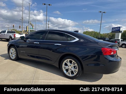Used 2015 Chevrolet Impala LT w/ Convenience Package image 12